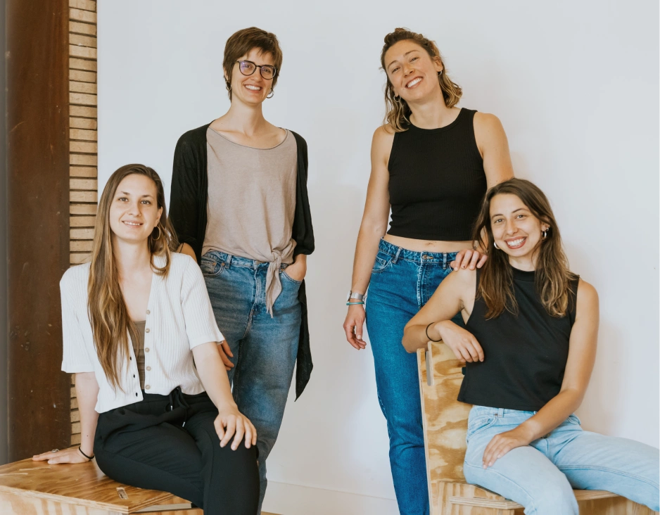 equip-quatre-cantonades-webp